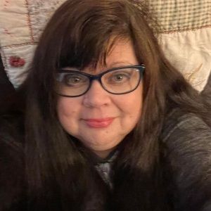 Meet your Posher, Julie